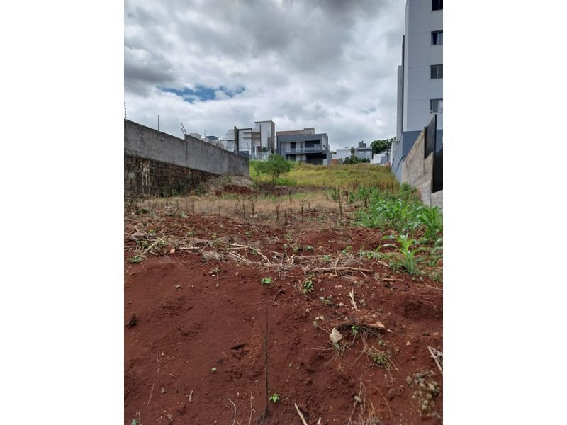 TERRENO - JARDIM EUROPA 3