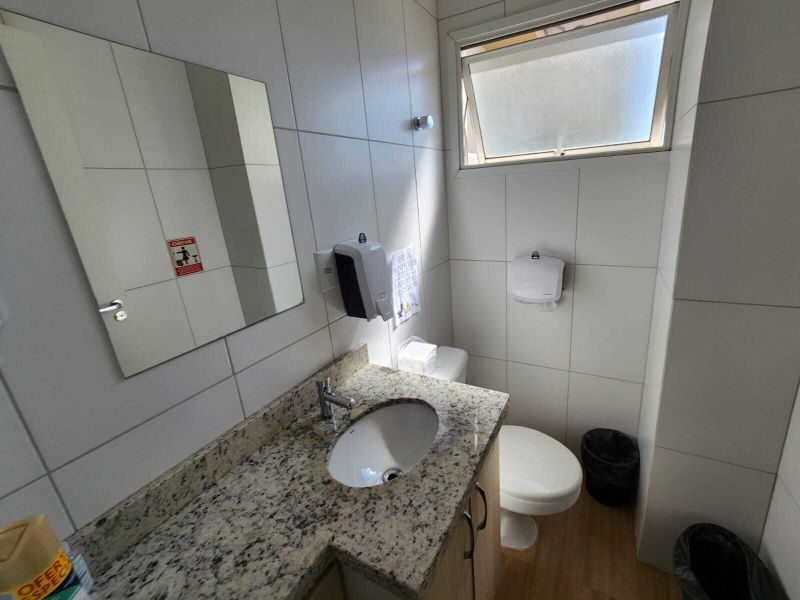 SALA COMERCIAL - CENTRO 12