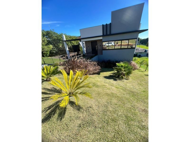 CASA EM CONDOMÍNIO FECHADO - ESPELHO DAS ÁGUAS 28