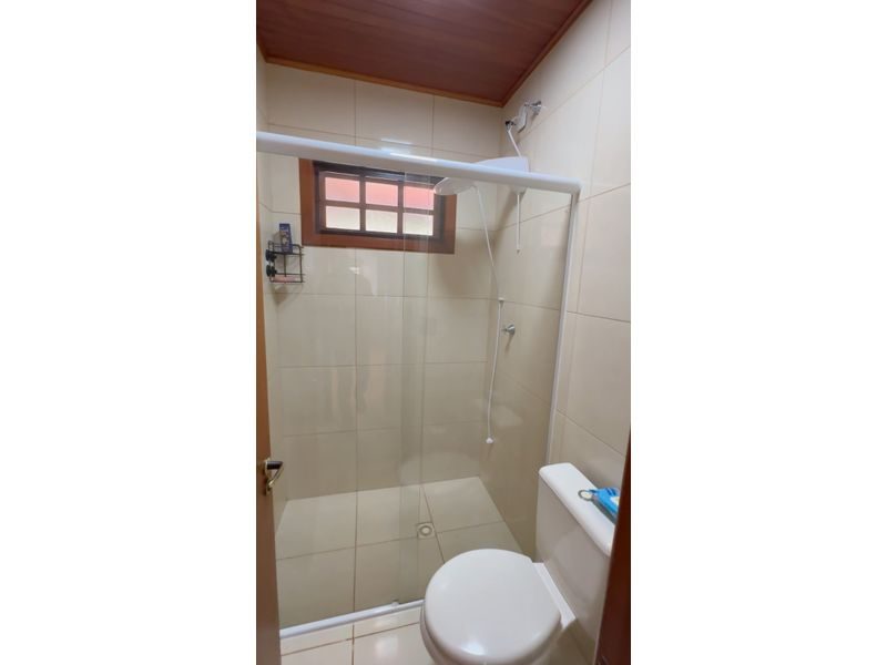 CASA EM CONDOMÍNIO FECHADO - LINHA COLÔNIA BACIA 5