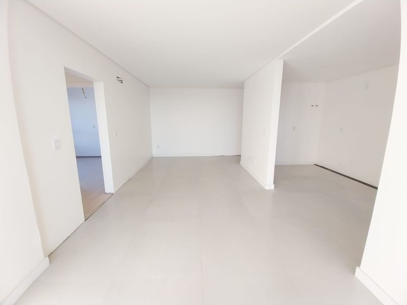 APARTAMENTO - UNIVERSITÁRIO 3