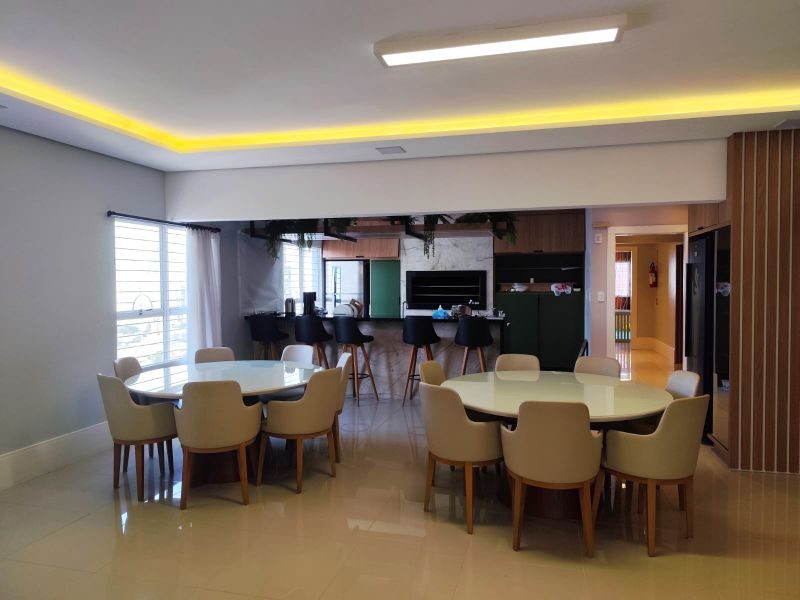 APARTAMENTO - CENTRO 21