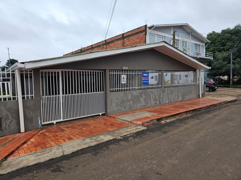 CASA - JARDIM AMÉRICA