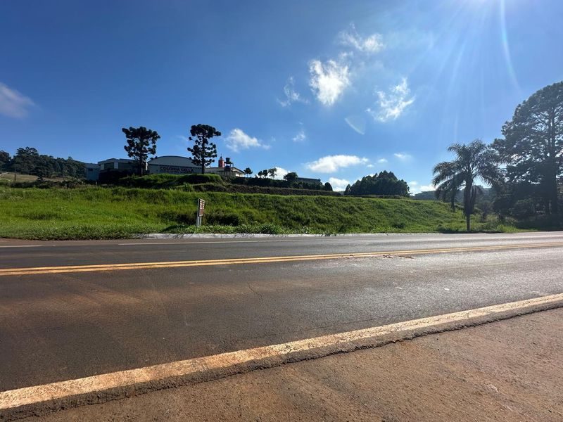 ÁREA COMERCIAL - LINHA COLÔNIA CELLA