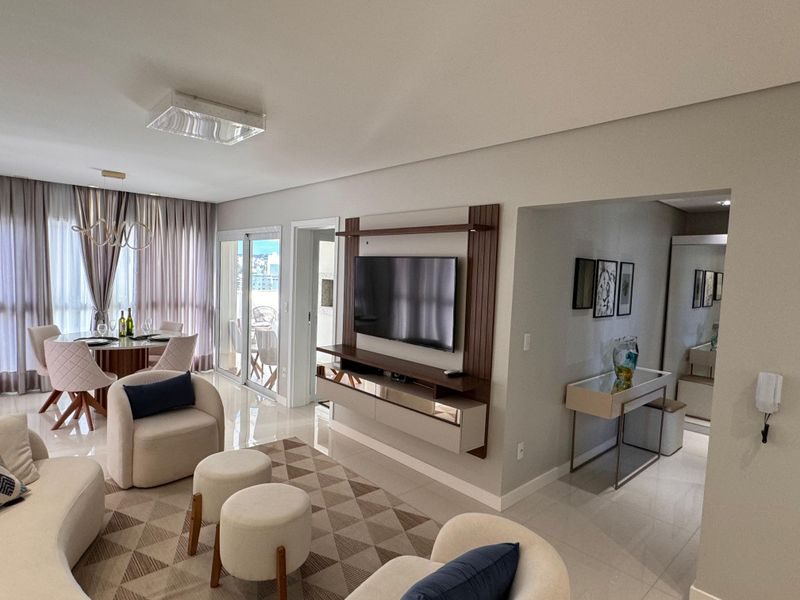 APARTAMENTO - PRESIDENTE MÉDICI 5