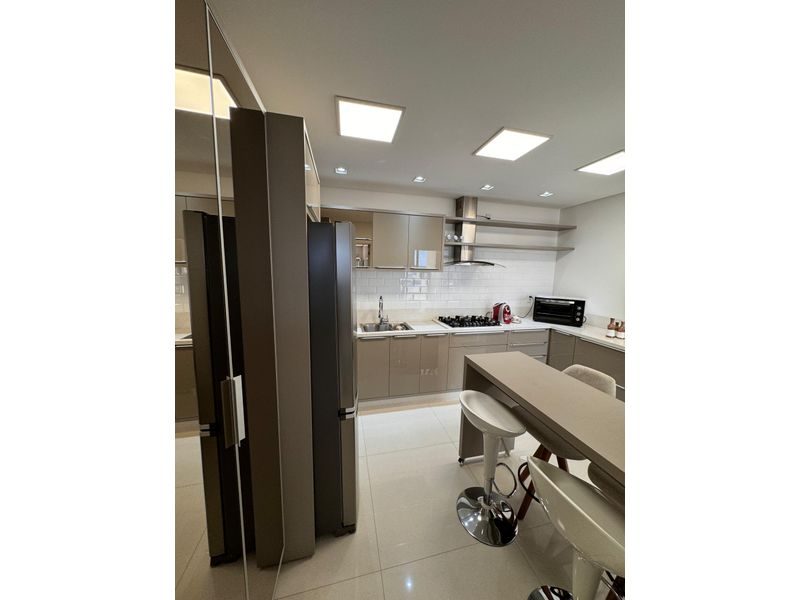 APARTAMENTO - PRESIDENTE MÉDICI 9